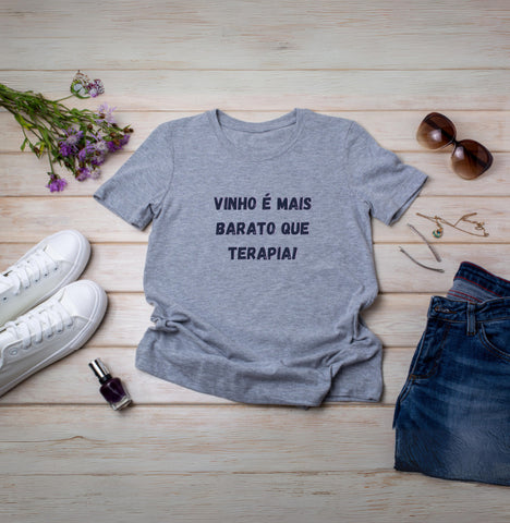 T-Shirt Wineaholic Lovers "Vinho é mais barato que terapia!"